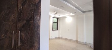 Room in 3.5 BHK Apartment at Safdarjung Enclave – for Rent