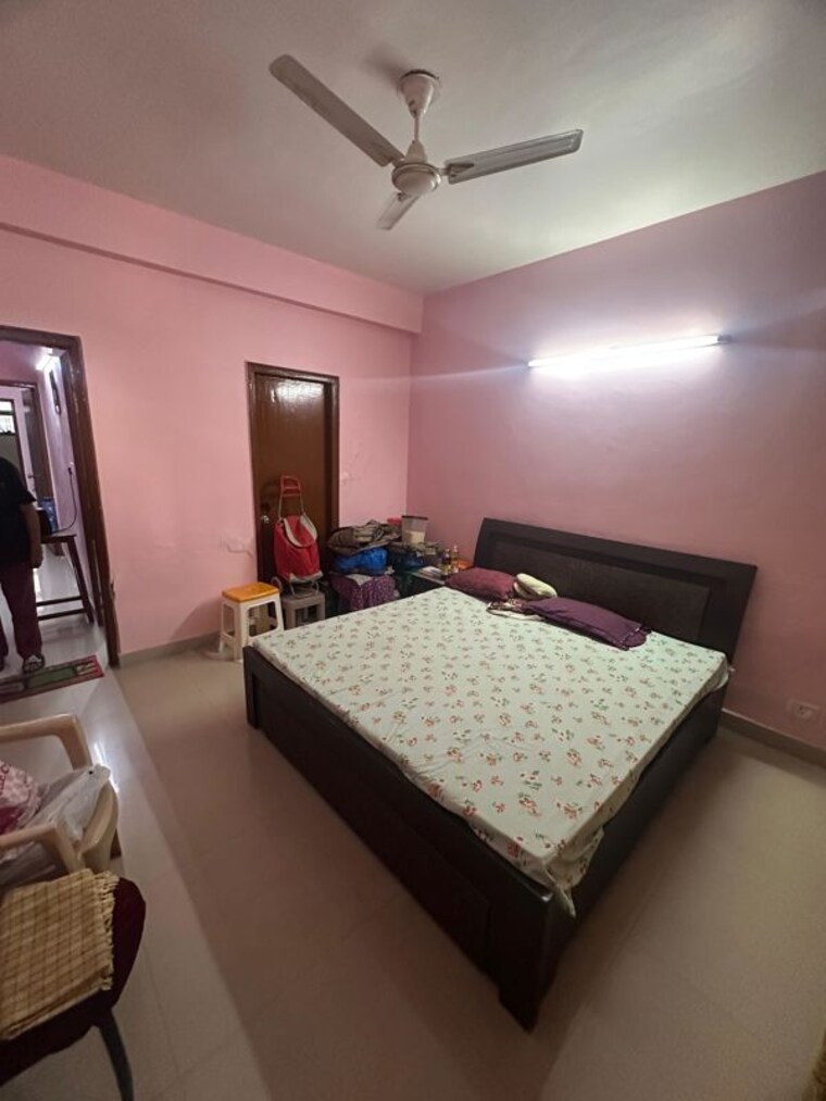 Bedroom, ss-mayfield-gardens 3 Bedroom 2700 Sq.Ft. Apartment In Sector 51 Gurgaon 10128657