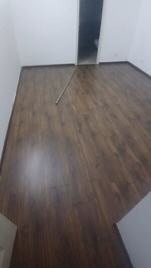 Room in 3 BHK Apartment at Supertech Araville, Sector 79 – for Rent