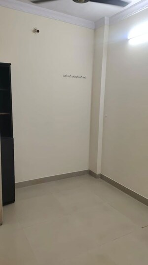 Room in 1 BHK Apartment at Ghansoli – for Rent