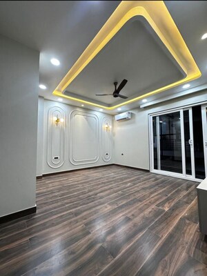 Bedroom in 4 BHK Builder Floor at RWA Residential Society Sector 46, Sector 46 – for Sale