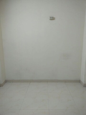 Room in 1 BHK Apartment at The Bombay Hindu CHS, Dadar East – for Rent