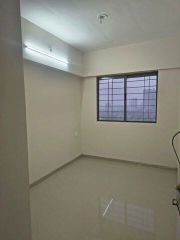 Room in 1 BHK Apartment at Neelam Solstice, Ghatkopar East – for Rent