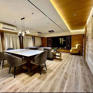 3 BHK Apartment For Sale in Bandra West