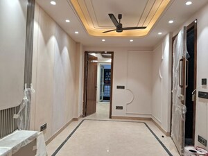 3 BHK Builder Floor For Sale in East Of Kailash