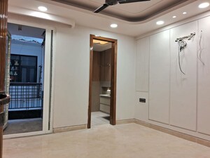 Building Lobby in 3 BHK Builder Floor at East Of Kailash – for Sale