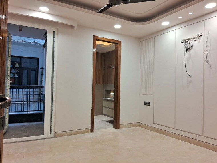 undefined, east of kailash 3 Bedroom 1100 Sq.Ft. Builder Floor In East Of Kailash Delhi 10128717