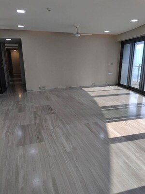 Room in 4 BHK Apartment at Lodha World View, Worli – for Rent