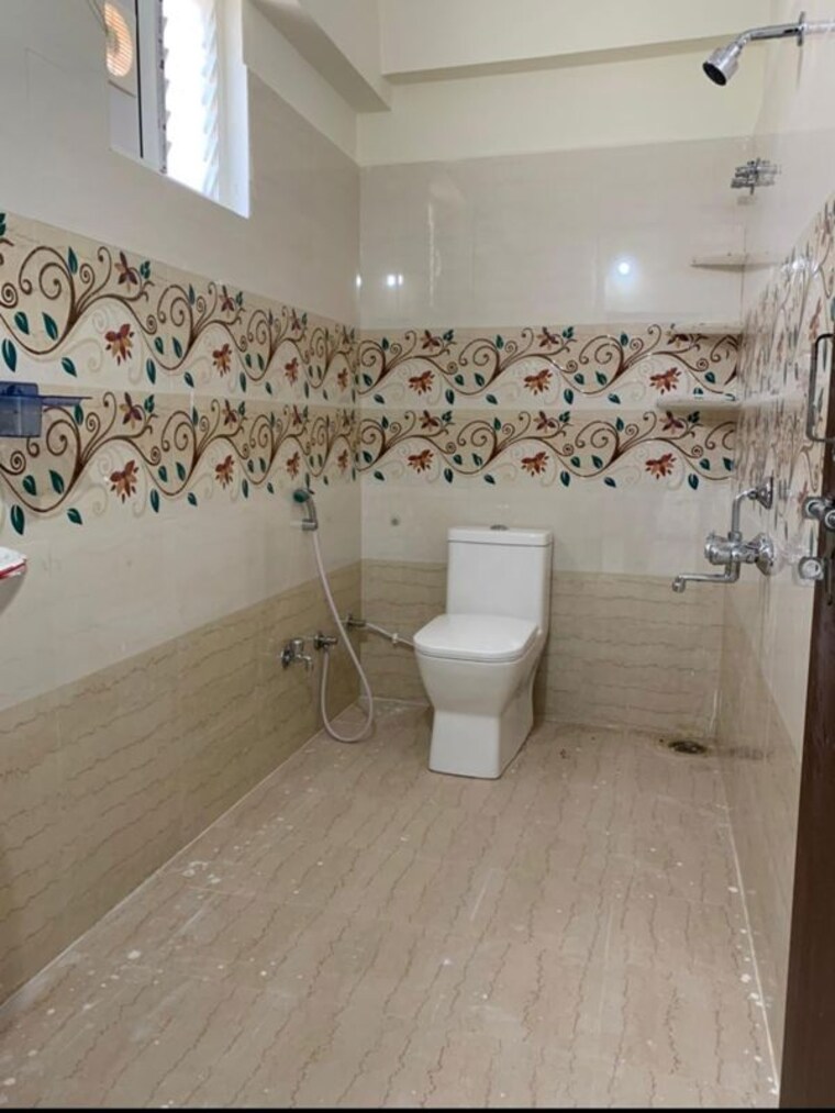 Bathroom, hallmark-skyrena 3 Bedroom 1935 Sq.Ft. Apartment In Narsingi Hyderabad 10128727
