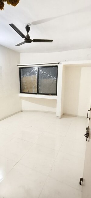 Room in 2 BHK Apartment at Wadgaon Sheri – for Rent