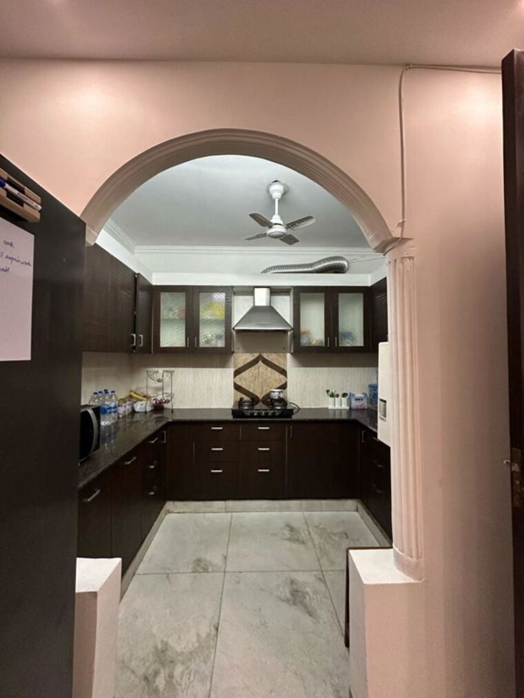 Kitchen, chittaranjan park 3 Bedroom 1200 Sq.Ft. Builder Floor In Chittaranjan Park Delhi 10128746