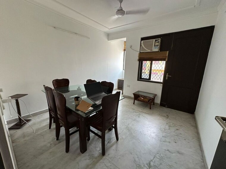 Gym, chittaranjan park 3 Bedroom 1200 Sq.Ft. Builder Floor In Chittaranjan Park Delhi 10128746