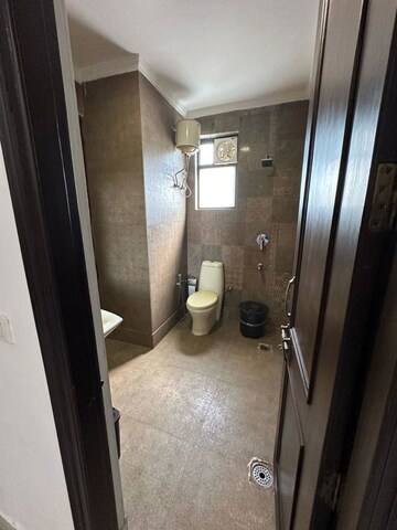 Building Lobby in 3 BHK Builder Floor at Chittaranjan Park – for Rent