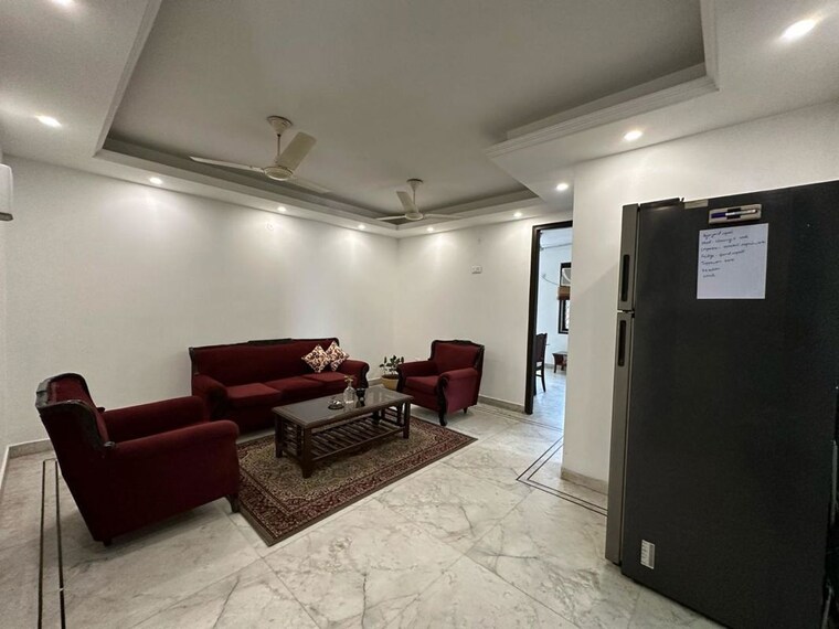 Living Room, chittaranjan park 3 Bedroom 1200 Sq.Ft. Builder Floor In Chittaranjan Park Delhi 10128746