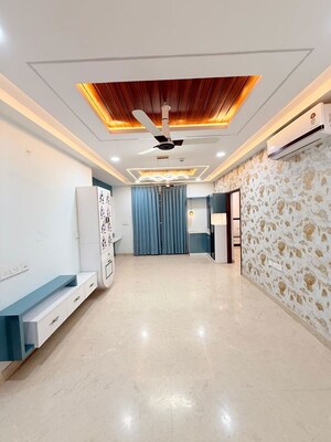 Building Lobby in 3 BHK Apartment at Aurobindo Kohinoor, Serilingampally – for Rent