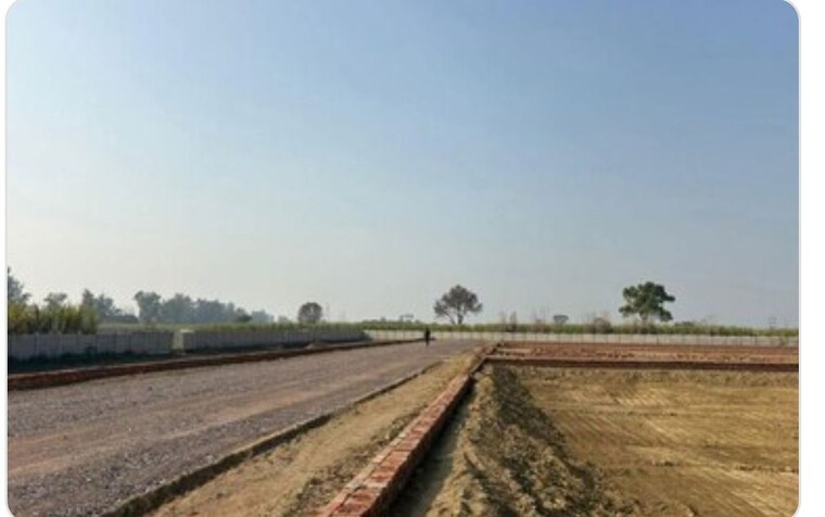 undefined, dasna Commercial Industrial Plot 300 Sq.Yd. In Dasna Ghaziabad 10128754