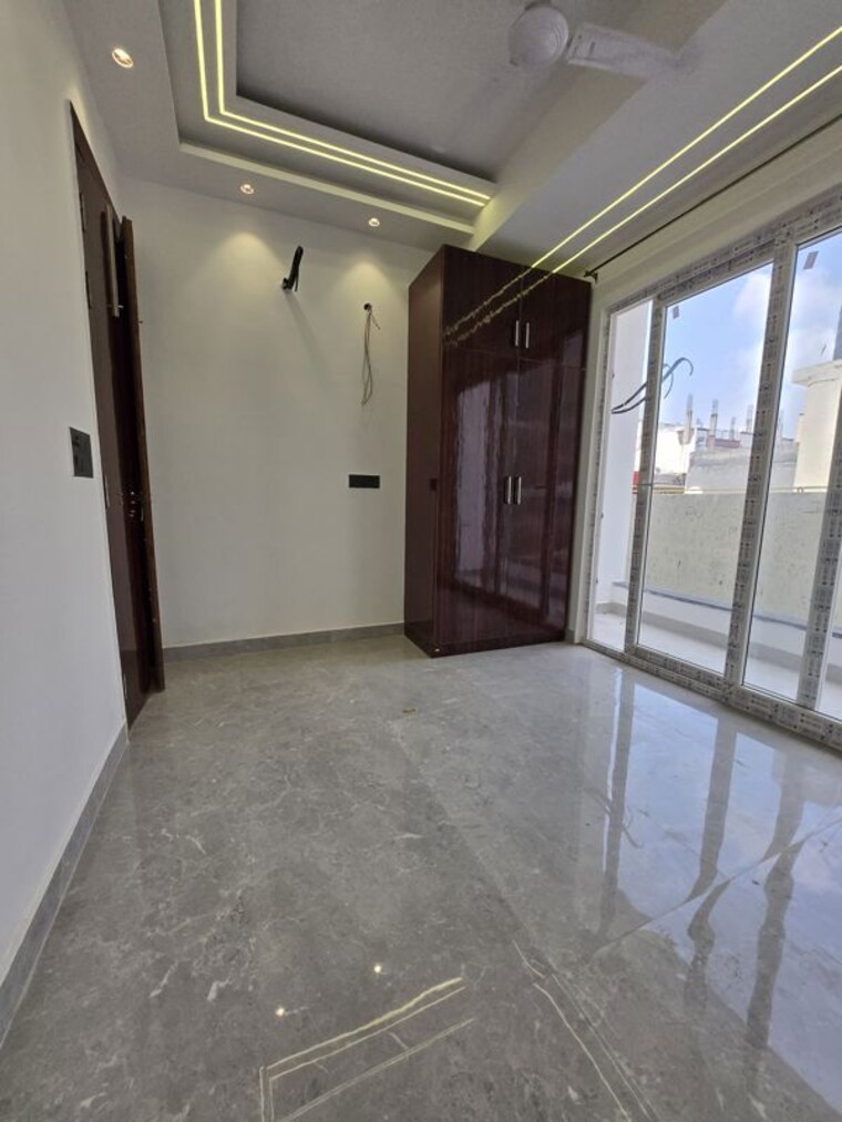 Room, palm-residency-chhatarpur 1 Bedroom 450 Sq.Ft. Apartment In Chattarpur Delhi 10128755