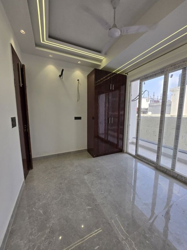 Room, palm-residency-chhatarpur 1 Bedroom 450 Sq.Ft. Apartment In Chattarpur Delhi 10128755