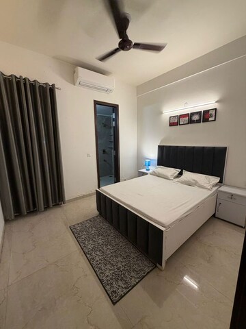 Master Bedroom in 3 BHK Apartment at Smart World Orchard, Sector 61 – for Rent