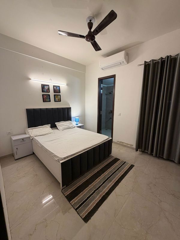 3 BHK + Pooja Room Apartment For Rent in Smart World Orchard