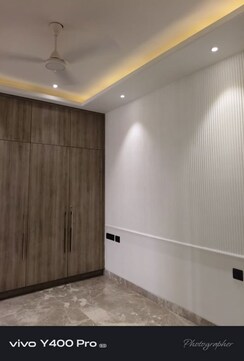 4 BHK + Pooja Room,Servant Room,Study Room,Extra Room Builder Floor For Rent in Unitech Deerwood Chase