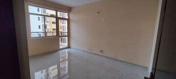 Room in 3.5 BHK Apartment at Paarth Aadyant, Gomti Nagar – for Rent