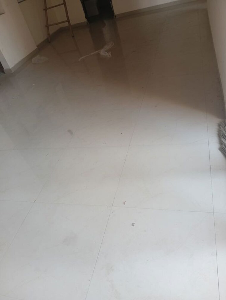 Room, upavp-ganga-yamuna-and-hindon-enclave 1 Bedroom 665 Sq.Ft. Apartment In Pratap Vihar Ghaziabad 10128805