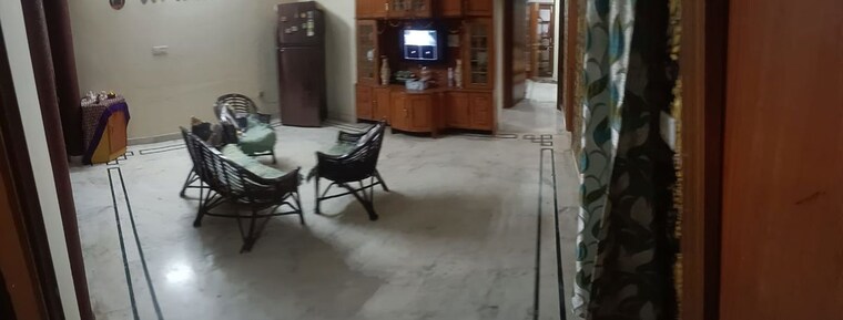  Parking, gomti nagar 3 Bedroom 1500 Sq.Ft. Independent House In Gomti Nagar Lucknow 10128807