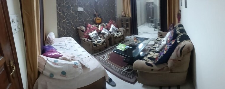 Master Bedroom, gomti nagar 3 Bedroom 1500 Sq.Ft. Independent House In Gomti Nagar Lucknow 10128807