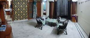Living Room in 3 BHK Independent House at Gomti Nagar – for Rent