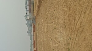  Plot – Exterior View View at Safedabad - for Sale