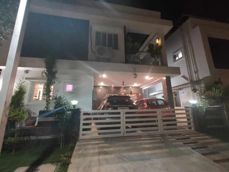 4 BHK + Pooja Room,Study Room 2600 Sq.Ft. Villa in Devi Golden Leaves Villas