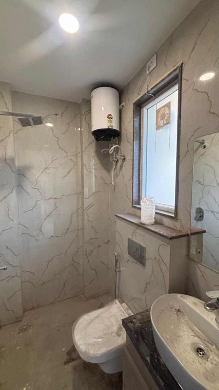 Bathroom, saurabh-niwas 1 RK 200 Sq.Ft. Builder Floor In Sector 40 Gurgaon 10128826