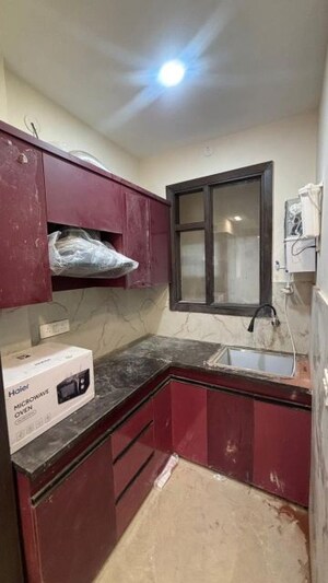 Kitchen in 1 RK Builder Floor at Saurabh Niwas, Sector 40 – for Rent