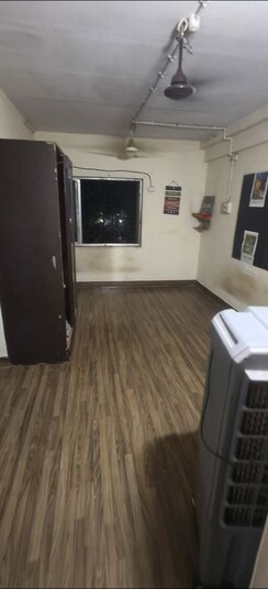 1 Rk+ Servant Room Apartment For Rent in MHB Colony