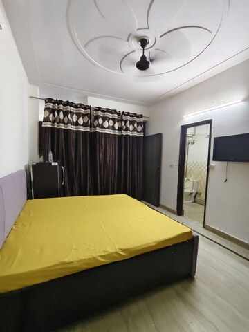 Bedroom in 1 RK Builder Floor at Saurabh Niwas, Sector 40 – for Rent