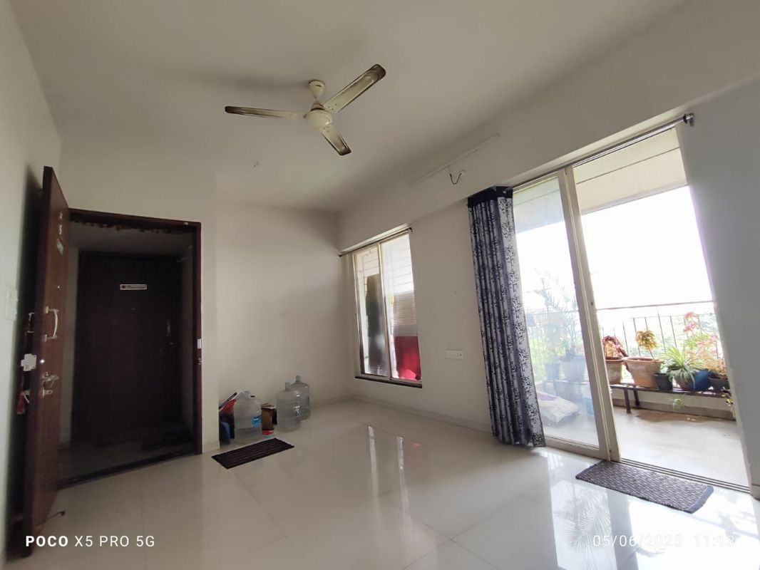 1 BHK + Extra Room Apartment For Sale in Sterling Blooms