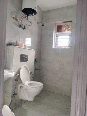 Bathroom in 3 BHK Builder Floor at Saurabh Niwas, Sector 40 – for Rent