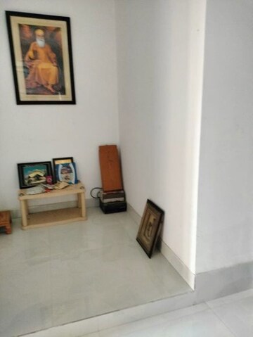 Living Room in 3 BHK Builder Floor at Saurabh Niwas, Sector 40 – for Rent