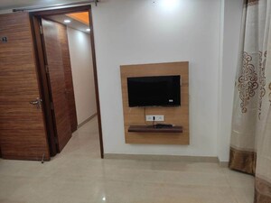 Room in 1 BHK Builder Floor at Sagavi Apartment, Sector 55 – for Rent