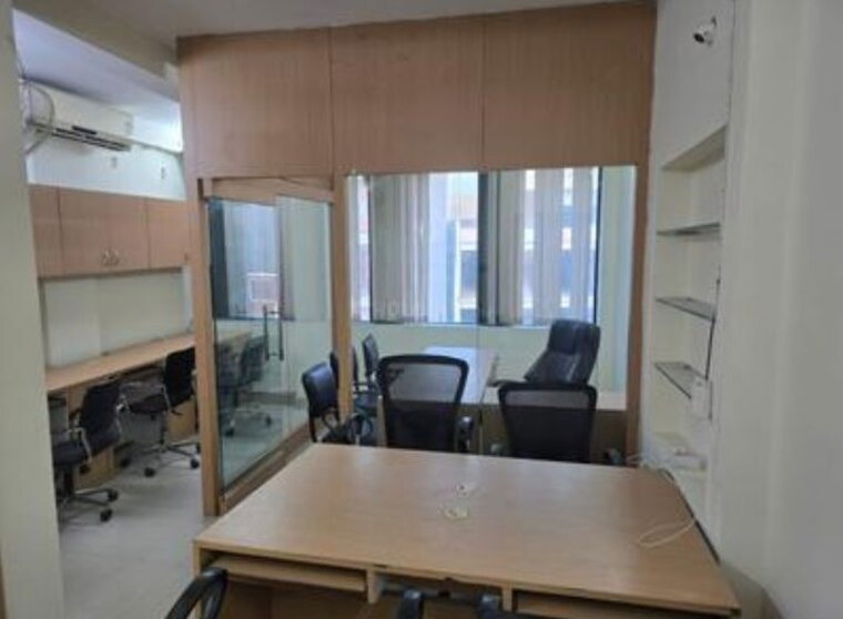Floor Plan, pali hill Commercial Office Space 6500 Sq.Ft. In Pali Hill Mumbai 10128877