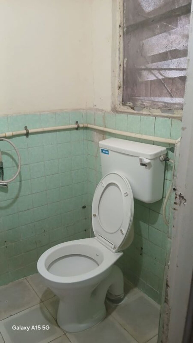 Bathroom, deep-chs-borivali-west 1 Bedroom 395 Sq.Ft. Apartment In Borivali West Mumbai 10128892