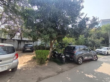  Plot – Exterior View View at DLF Royale Residences, Dlf Phase I - for Sale