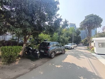  Plot – Exterior View View at DLF Royale Residences, Dlf Phase I - for Sale