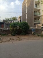 215 Sq.Yd. Plot in Ansal Sushant Apartments