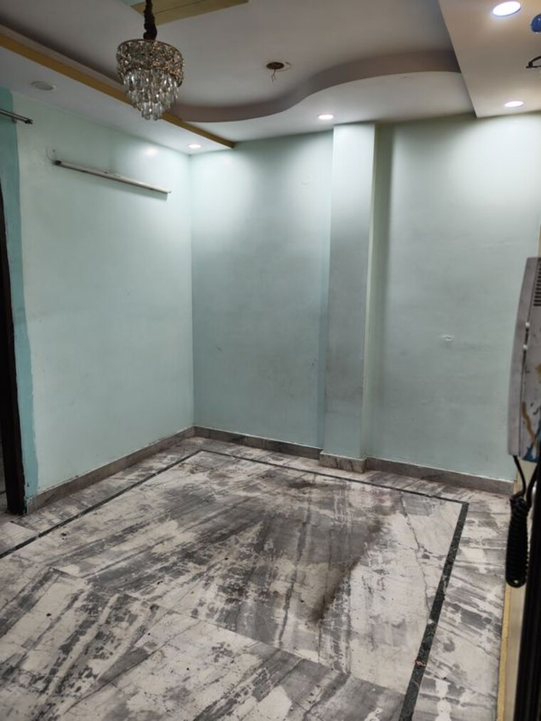 Bedroom, jivan park 3 Bedroom 100 Sq.Mt. Builder Floor In Jivan Park Delhi 10128919