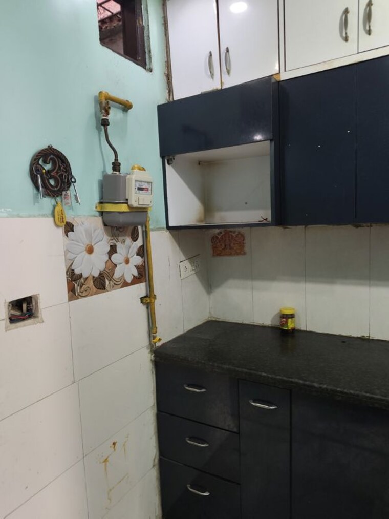 Kitchen, bindapur 3 Bedroom 100 Sq.Mt. Builder Floor In Bindapur Delhi 10128925