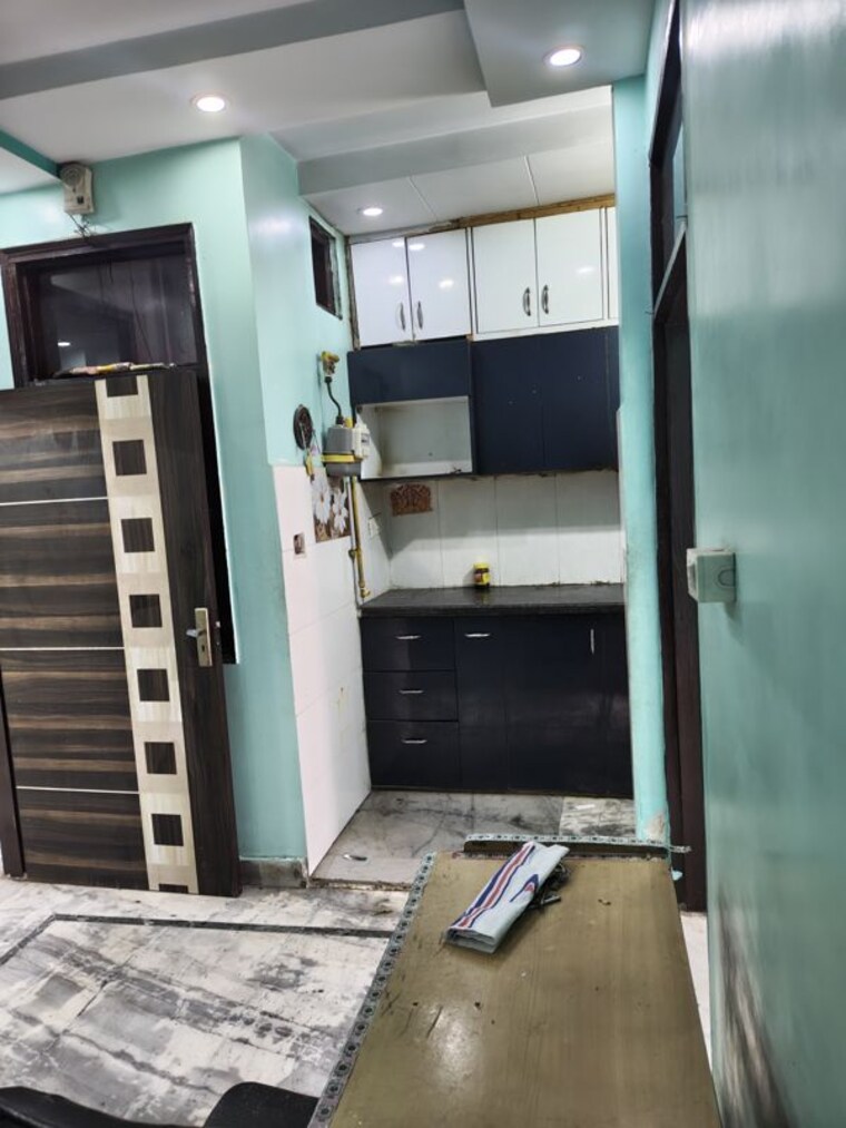 Kitchen, bindapur 3 Bedroom 100 Sq.Mt. Builder Floor In Bindapur Delhi 10128925