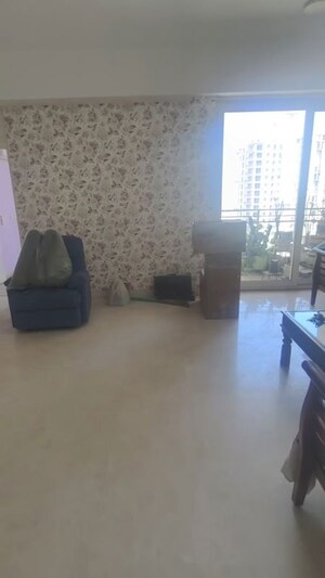 Living Room in 3.5 BHK Apartment at DLF The Primus, Sector 82a – for Rent