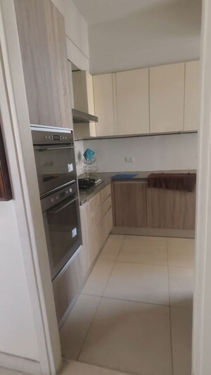 Bathroom in 3.5 BHK Apartment at DLF The Primus, Sector 82a – for Rent